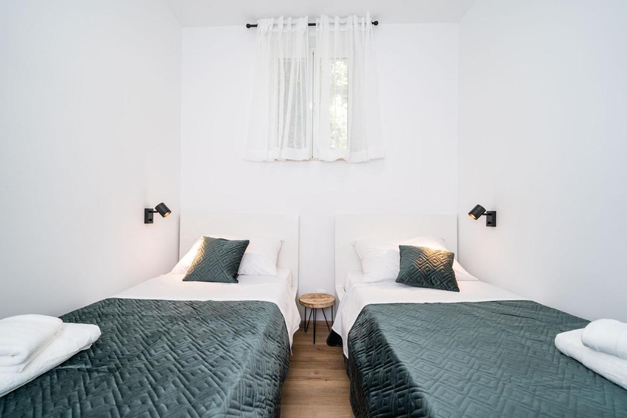 Apartments Nina & Paula - Apartment Nina Štikovica Eksteriør billede